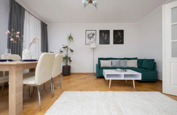 Zimna 2 Warszawa | Przestrzenny Apartament | Smart TV