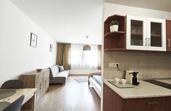 Szilfaliget Apartman Cserkeszőlő