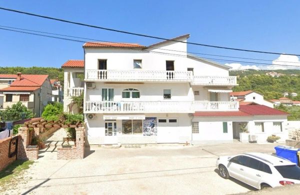 Apartments With Parking Space Palit, Rab - 23622 Palit