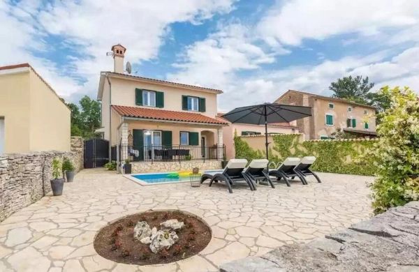 Family Friendly House With A Swimming Pool Kanfanar, Central Istria - Središnja Istra - 24042 Kanfanar