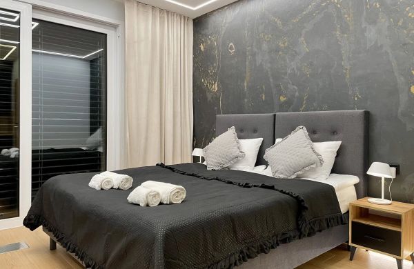 Zielona Ostoja - Pokoje i Apartamenty Nowa Sarzyna