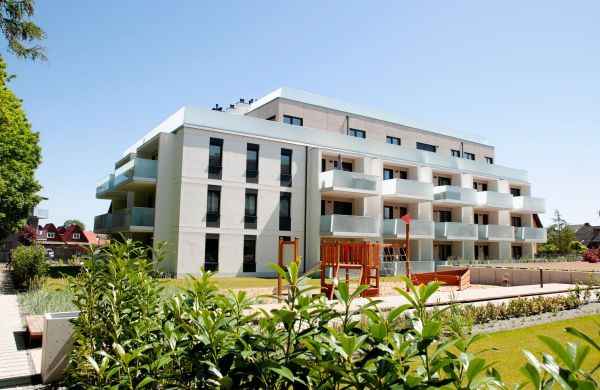 Apartament IKAR Rewal z widokiem na morze