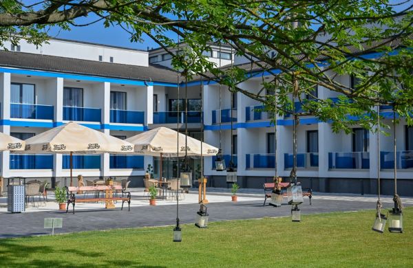 NN Boutique Hotel Tiszaújváros