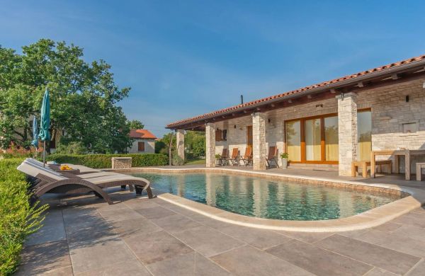 Villa Rina Barban