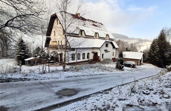 Pokoje, kwatery prywatne przy stoku w Zieleńcu