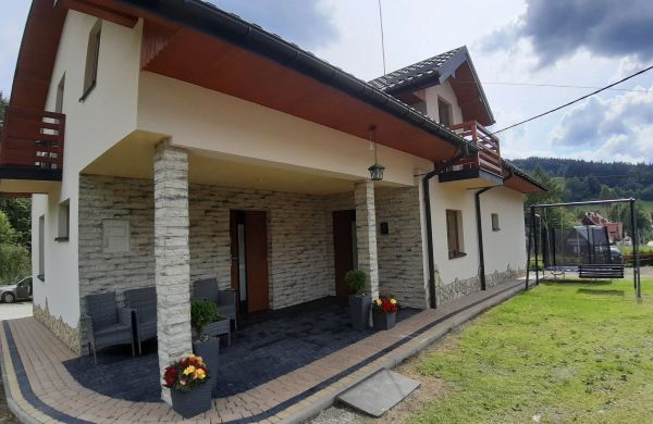 Apartamenty przy stoku narciarskim Wierchomla Mała