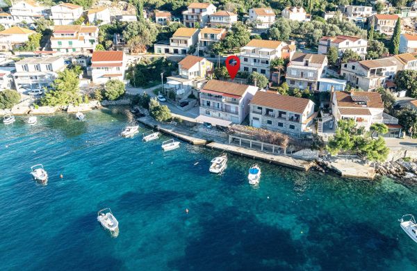 Apartments By The Sea Brna, Korčula - 24978 Brna