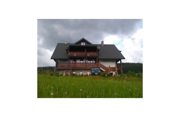 Dom na Skale Rabe, Czarna