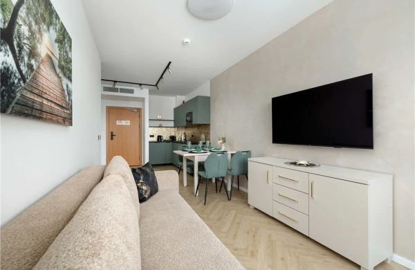 Art Lake 3.7 | Mielno | Elegant Apartment | Pool
