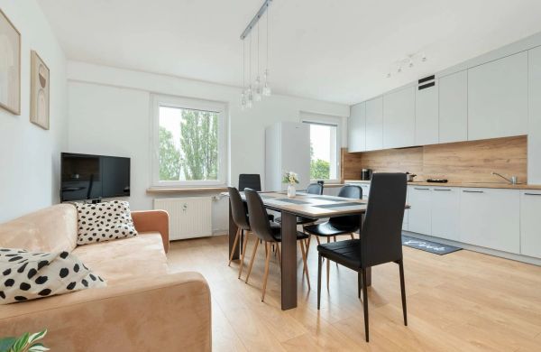 Warszawska 10 | Wygodny Apartament |Blisko Centrum