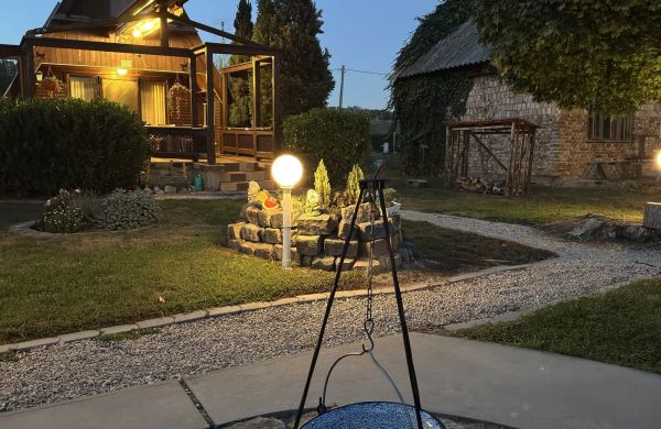 DunaWeekend Éva Apartman Makád