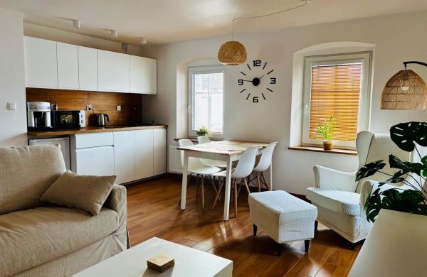 ,Słoneczny Apartament z sauną w Lądku Zdroju