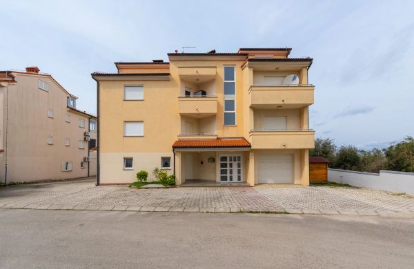 Apartment BellaVista Štinjan