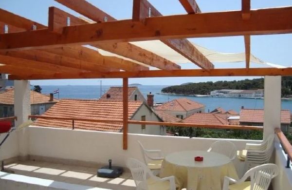 Apartments Svjetlana Prvic Luka