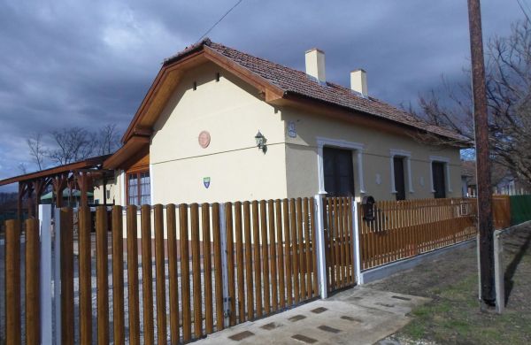 Turul Vendégház Abádszalók