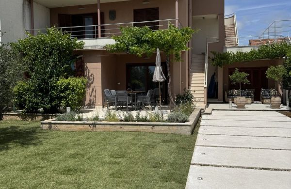 Villa Oliva Turanj