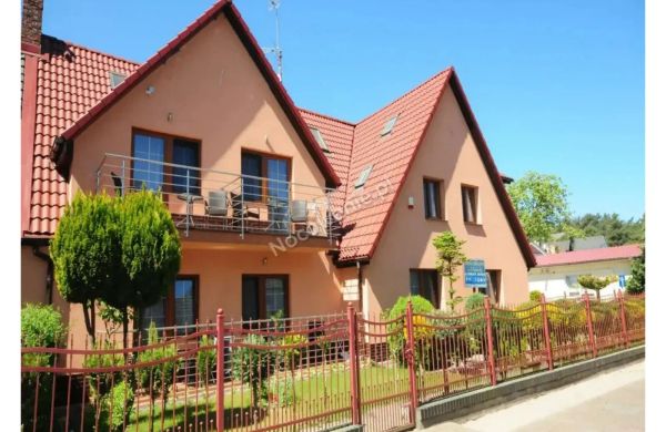 Pokoje i Apartamenty u Dawida Mrzeżyno