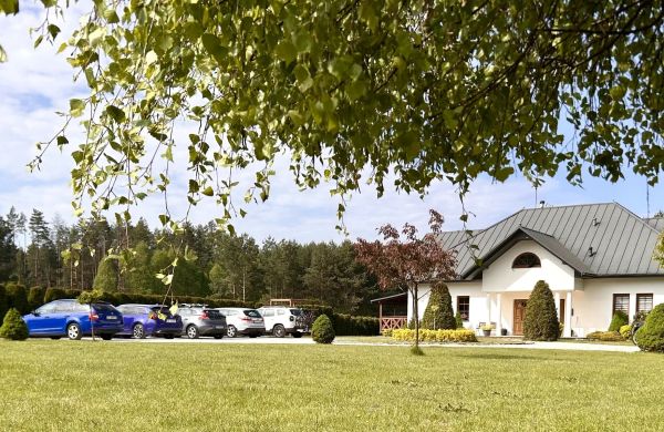 Brzozowy dworek I Winnica Lipowiec
