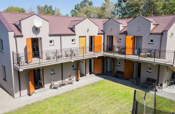 Jeżynowa 20 – komfortowe apartamenty w Rowach