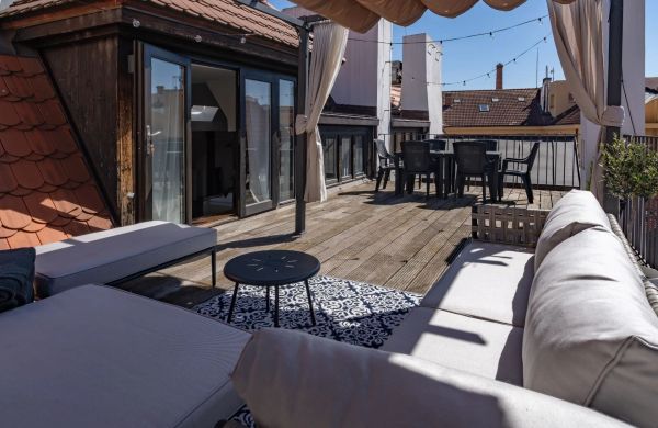 Oldtown Rooftop Apartment Near Charles Bridge
