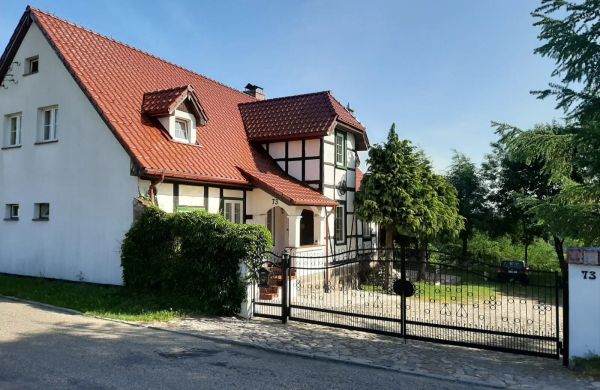 Dom gościnny Wiejskie uroczysko Drzewiany