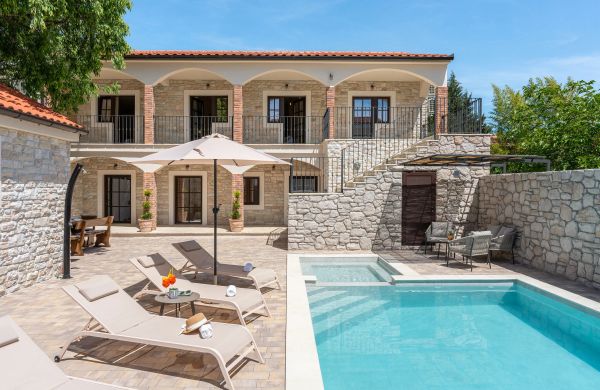 Villa Villa Soprano Turanj