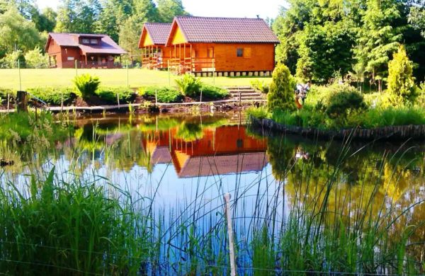 Domki u Lidii z Banią nad Jeziorem Sikory Juskie