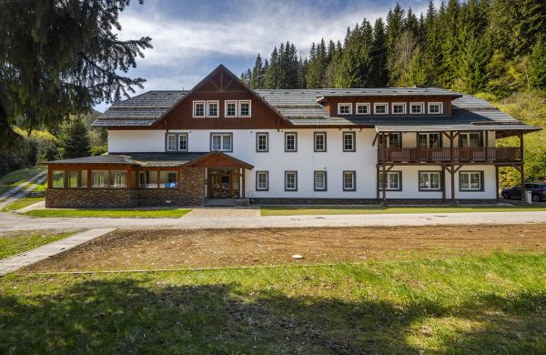 Špindl Lodge Apartments & Sauna