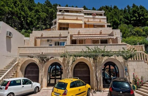 Apartmani D&D Sosic Brela