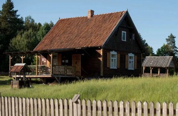 Podlaskie Zacisze nad Bugiem. Magiczna Chata z Sauną