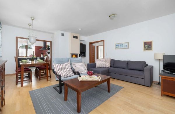 Amber House z Ogrodem | Trzy Sypialnie, Taras