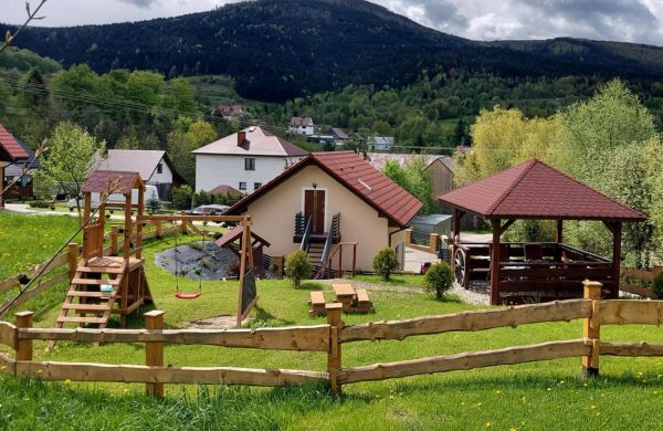 Przystanek Noclegowy Pod Łopieniem