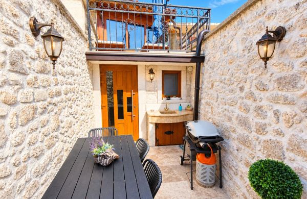 Villa Stone Retreat Grižane