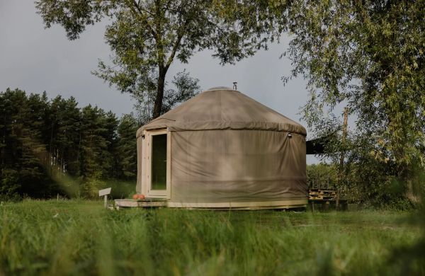 Cztery Stawy Glamp - Jurta i Namiot Ruda Różaniecka