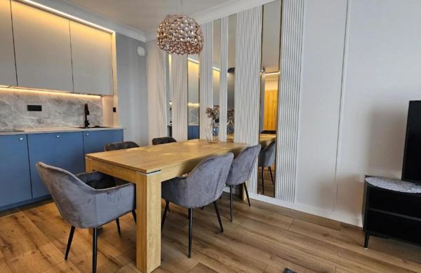 Apartament Elegance, Metro, free parking Warsaw