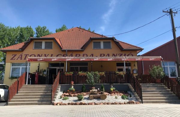 Zátonyi Csárda Panzió Dunasziget