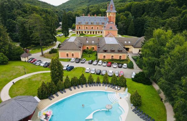 Kastélyhotel Sasvár Resort Parádsasvár