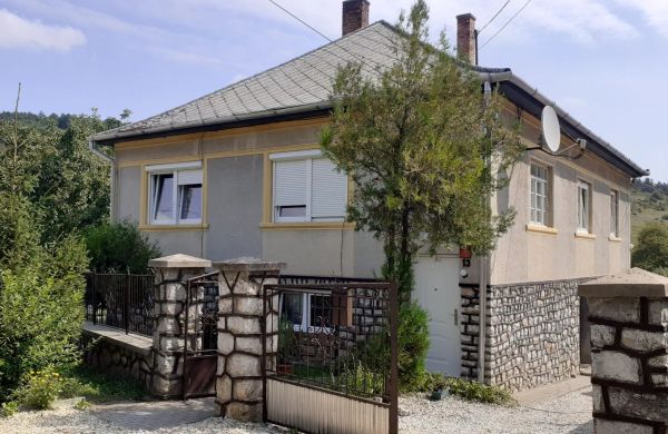 Szakal Vendégház Aggtelek
