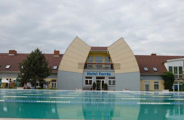 Forrás Hotel Komárom