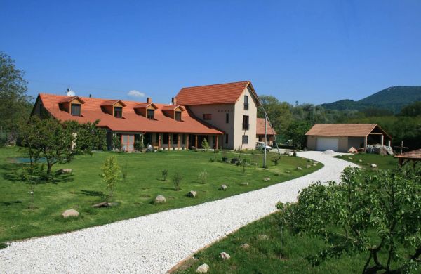Malomdűlő Farmház Pilisborosjenő
