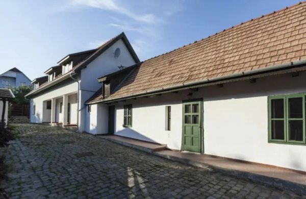 Kislugas Panzió és Vendéglő Pilisszentkereszt