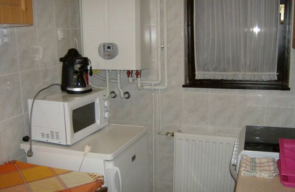 Fenyő Apartman Parádsasvár