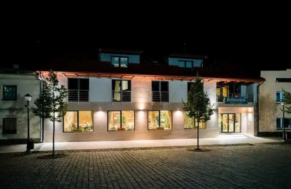 Hotel Menhard Vrbov
