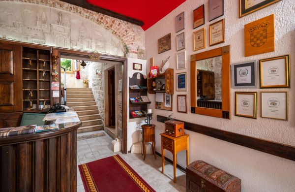 Heritage Hotel Tragos Trogir
