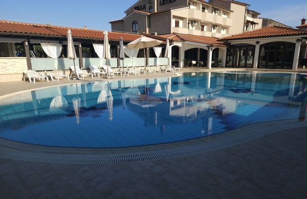 Hotel Villa Letan Peroj