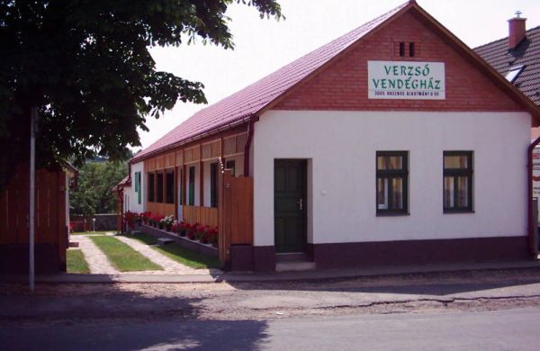 Verzsó Vendégház Pásztó