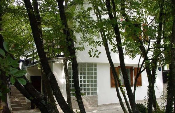 Apartmani Oaza Jadranovo