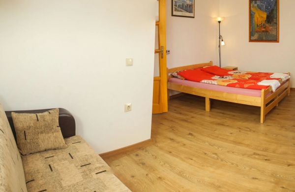 Aqua Thermal Sóterápia és Apartmanház Püspökladány