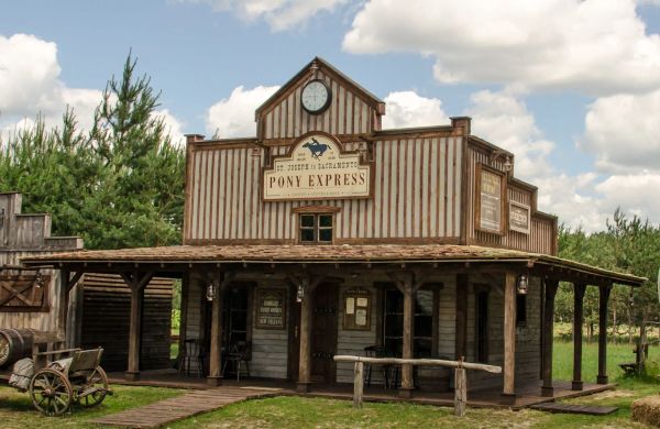 Domki Westernland Chocz