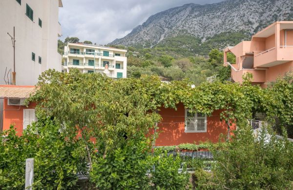 Apartments Ante Igrane